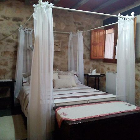 Casa De Vacances La Vella Era Арнес Екстер'єр фото